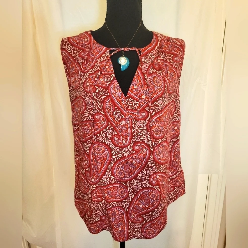 Old Navy ladies sz. Med tank - Picture 1 of 4